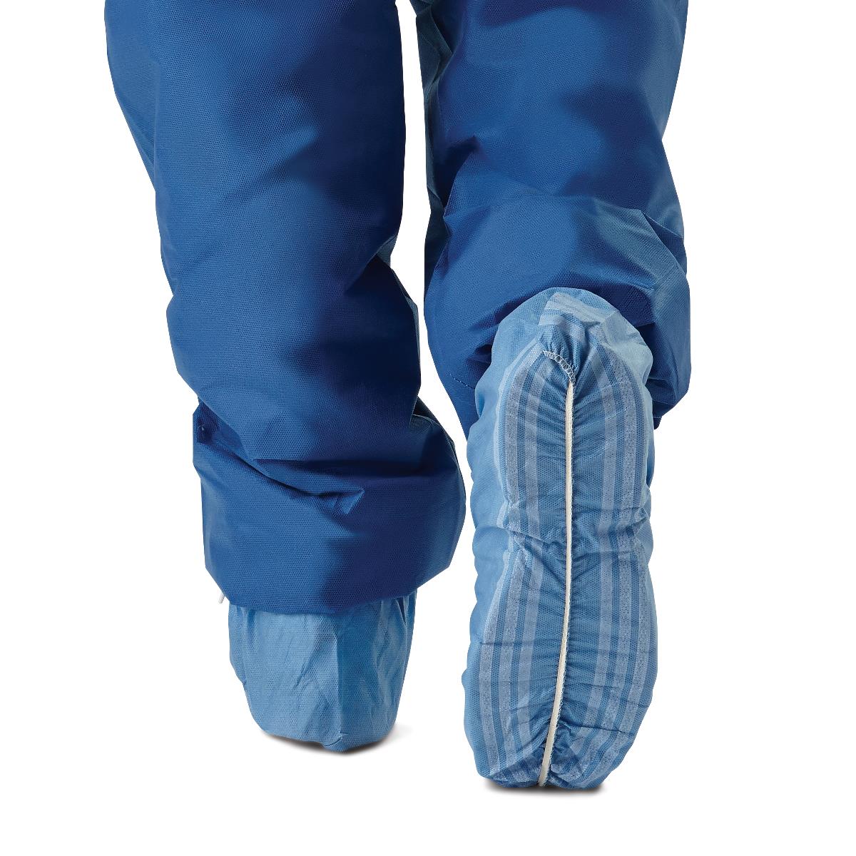 Halyard 3-Layer Shoe Covers with Traction | Medline