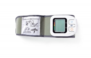 Digital Wrist Blood Pressure Monitors | Medline Industries, Inc.