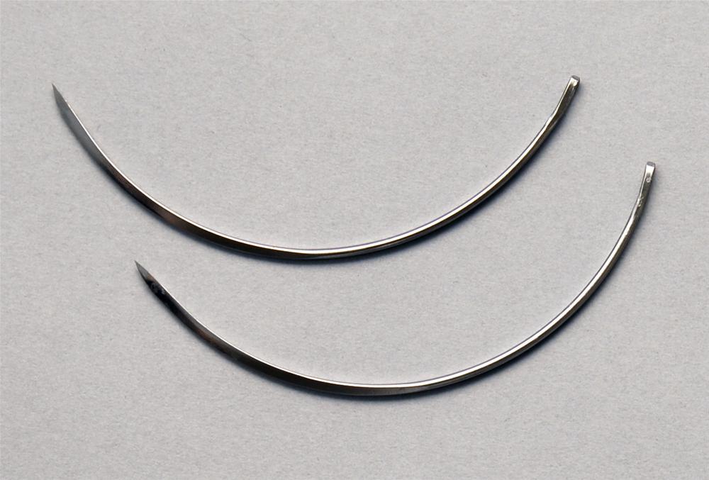 3/8 Circle Reverse Cutting Needle | Medline