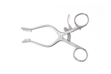 Weitlaner Retractor 4.5, 2X3 Blunt German Weitlaner Retractor 4.5, 2X3 Blunt German