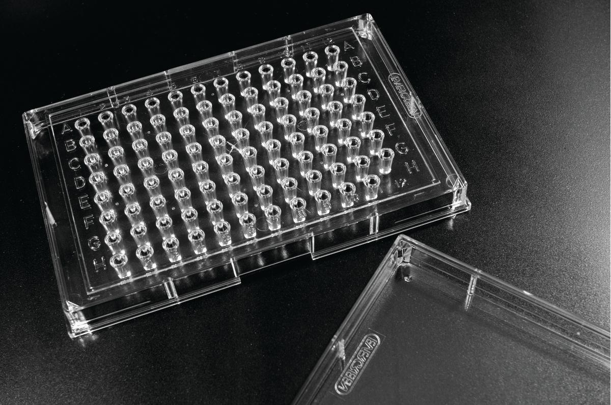 ぴーろん Gripper Plus™ Power P.A.C. Safety Port Access Needle | ICU Medical