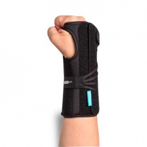 Formfit Universal Wrist and Forearm Brace | Medline