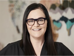 karen-ferraro-min