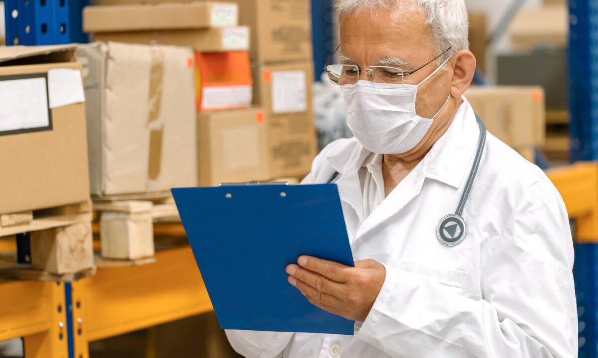 4 tips to improve operating room supply management